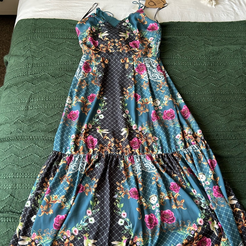 Antix dress “rendeu flor”